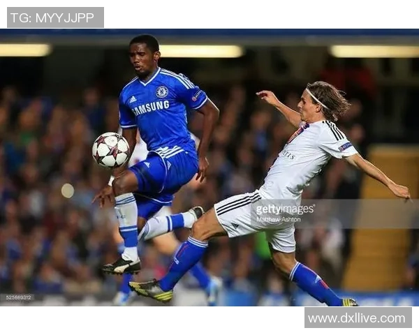 埃托奥:从足球天才到非洲足球传奇的辉煌旅程与人生跨越 埃托奥:从足球天才到非洲足球传奇的辉煌旅程与人生跨越