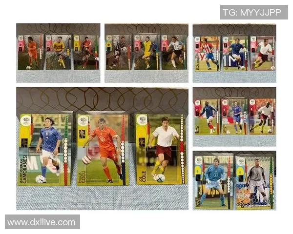 帕尼尼足球卡拆包体验：开包即享精彩球星瞬间与收藏乐趣