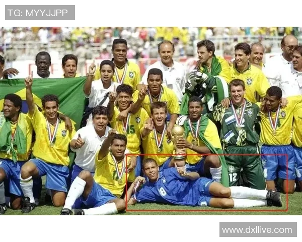 足坛巨星闪耀绿茵纵横世界赛场书写传奇故事 足坛巨星闪耀绿茵纵横世界赛场书写传奇故事